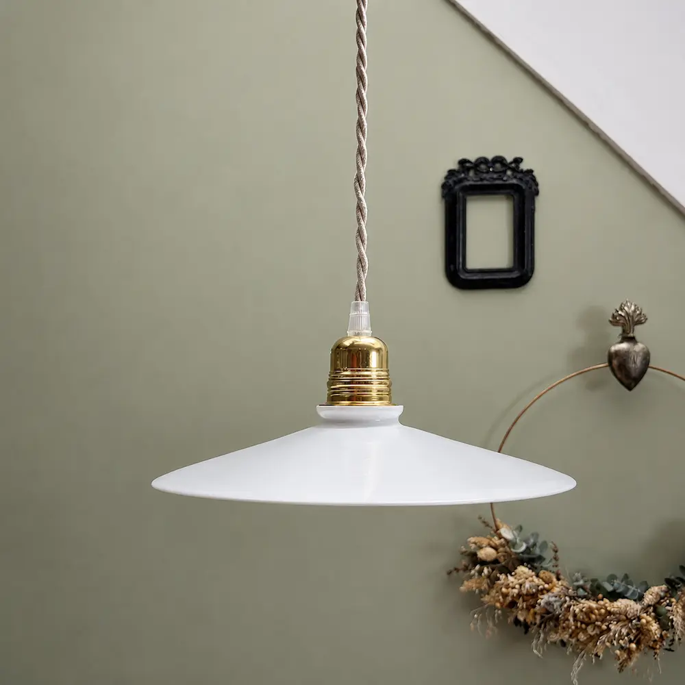 suspension en opaline avec laiton